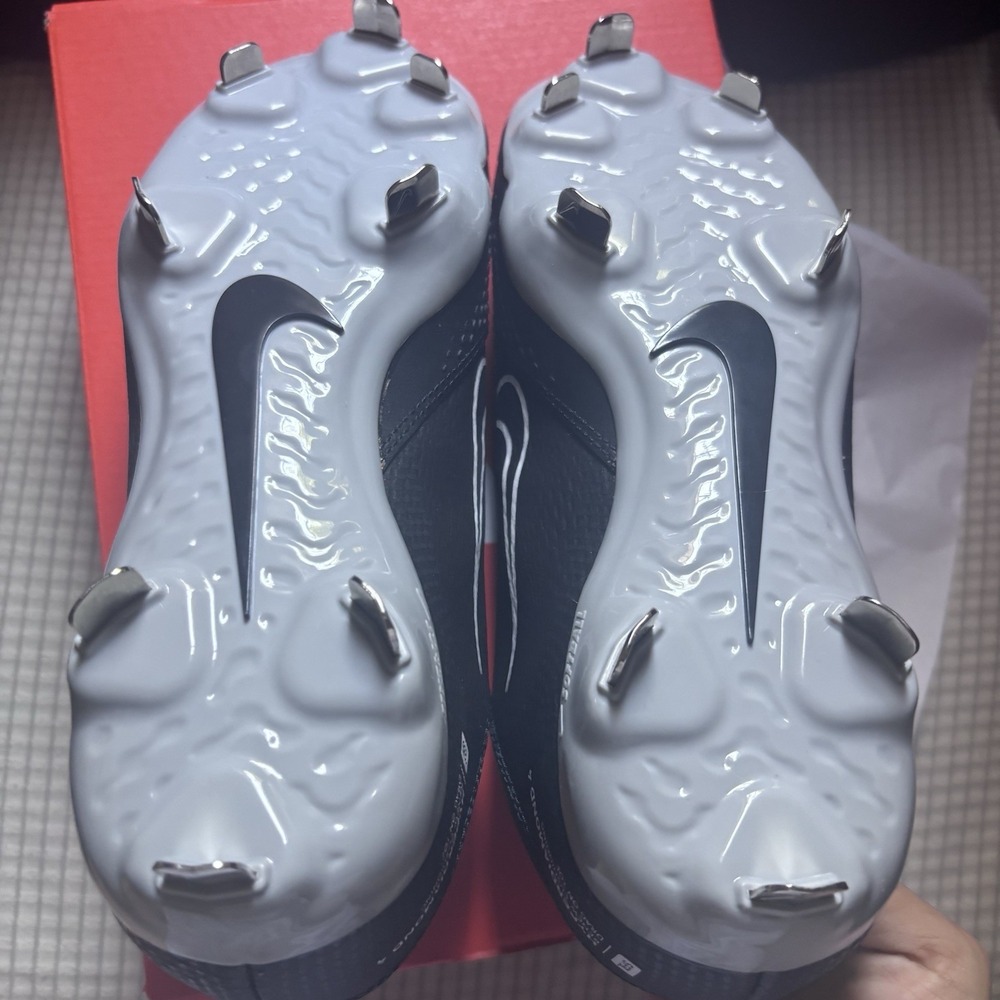NEW Nike React Hyperdiamond 4 Elite Metal Womens Softball Cleats, Black Size 7.5 - Picture 6 of 7